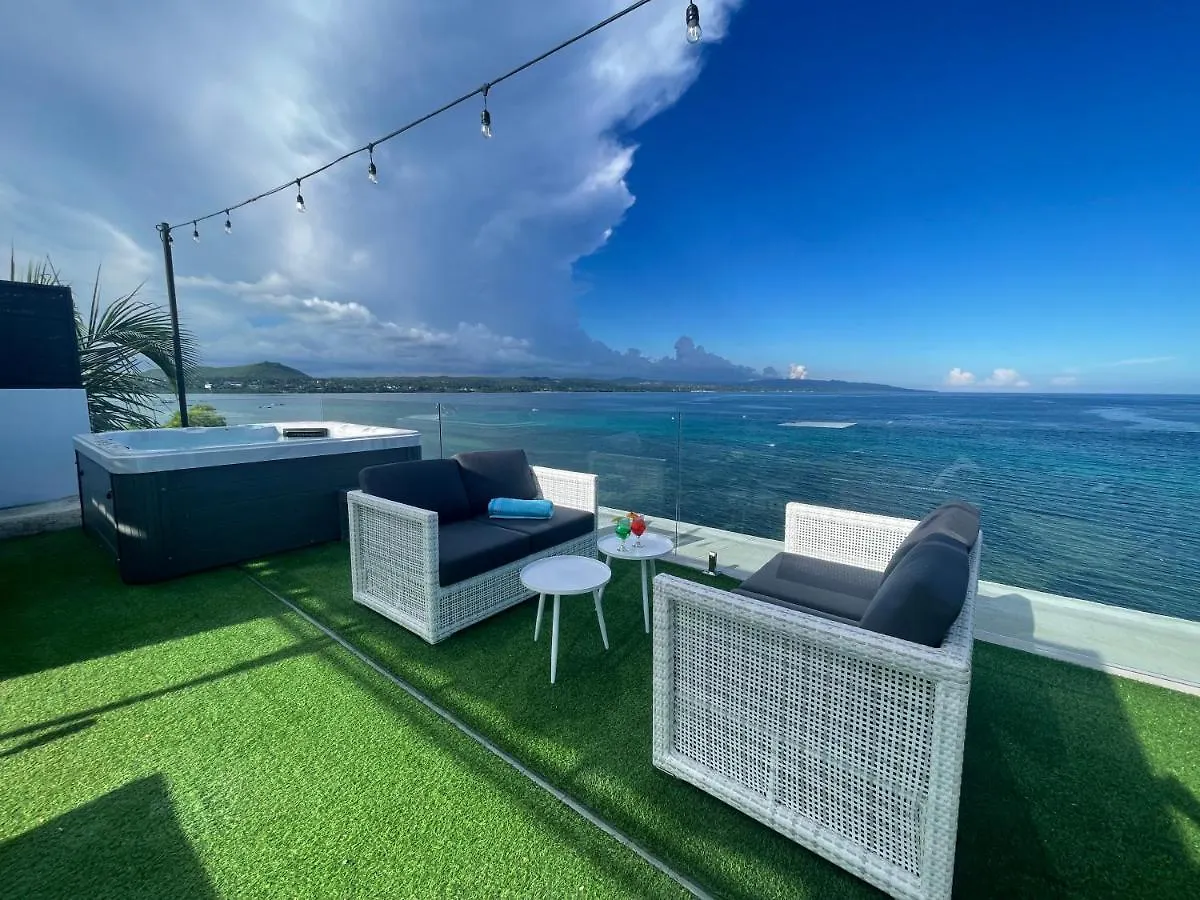 Epic Suites Bohol Adults Only Dauis 4*,