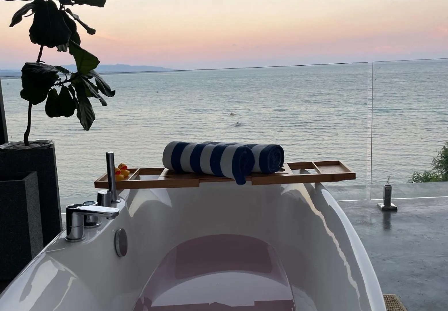 Hotel Epic Suites Bohol Adults Only Dauis