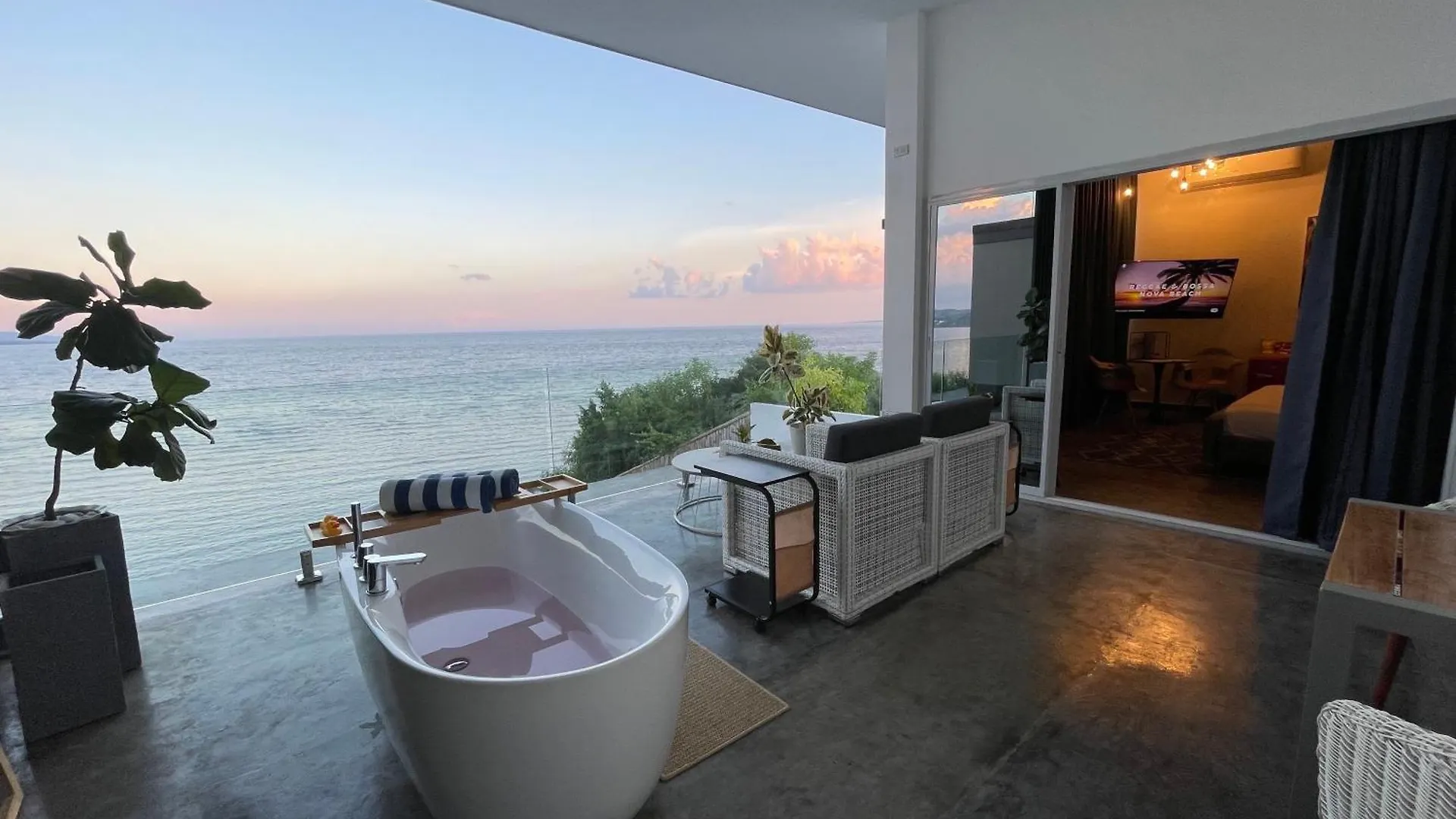 **** Hotel Epic Suites Bohol Adults Only Dauis Philippines
