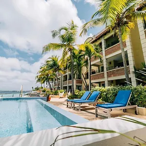 bellafonte-luxury-oceanfront-hotel.comcaribbean.com/