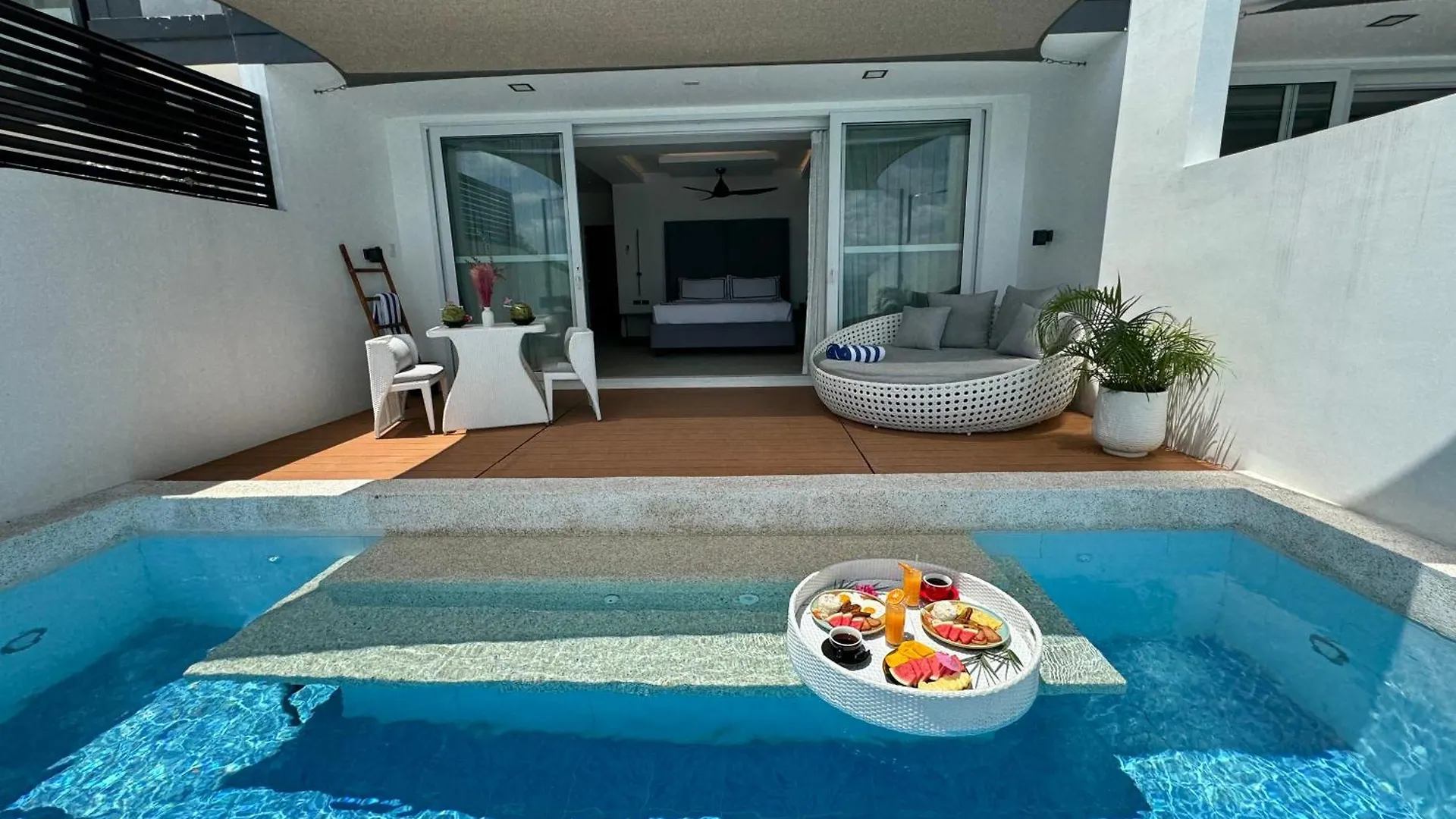 Epic Suites Bohol Adults Only Дауис 4*,  Филиппины